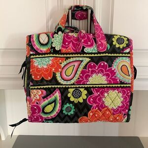 VERA BRADLEY Hangup Toiletries Bag